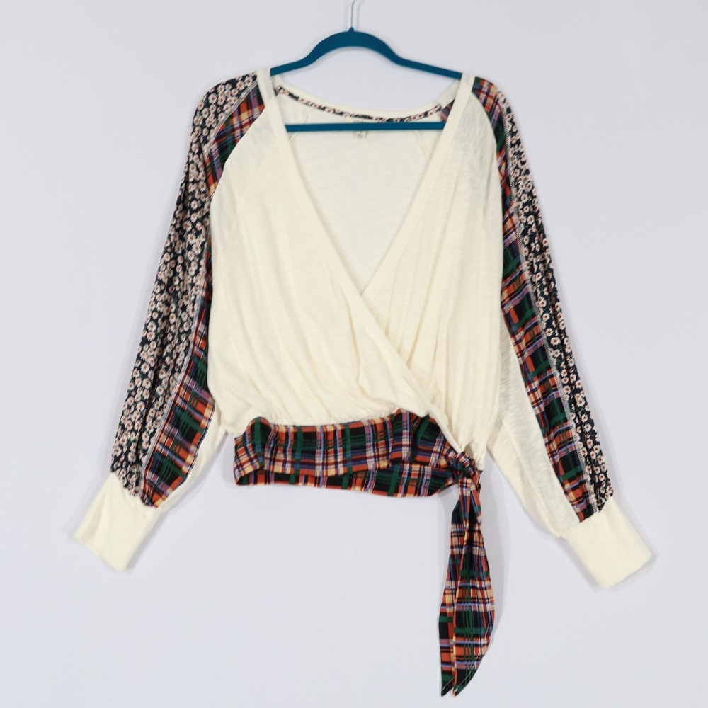 Umgee Mixed Media Wrap Top Women Small Cream Floral Plaid Cottage Shabby Chic